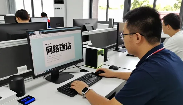 为什么越来越多公众号选择化方案